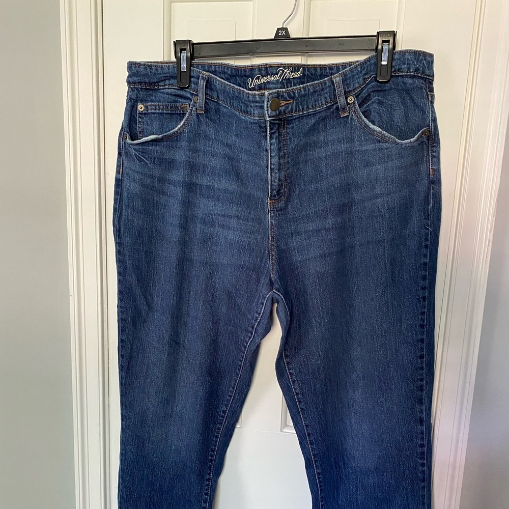 Women’s Plus Size Universal Thread Jeans